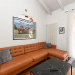 Exclusive For 6 Guests &terrace&pools&parking Apartament Desenzano del Garda
