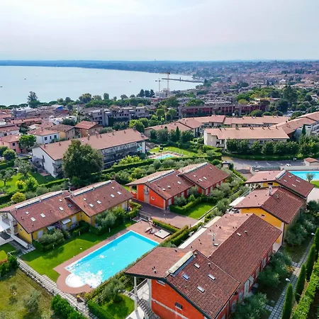 Apartament Exclusive For 6 Guests &terrace&pools&parking