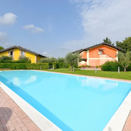 Exclusive For 6 Guests &terrace&pools&parking Ντεζεντσάνο ντελ Γκάρντα